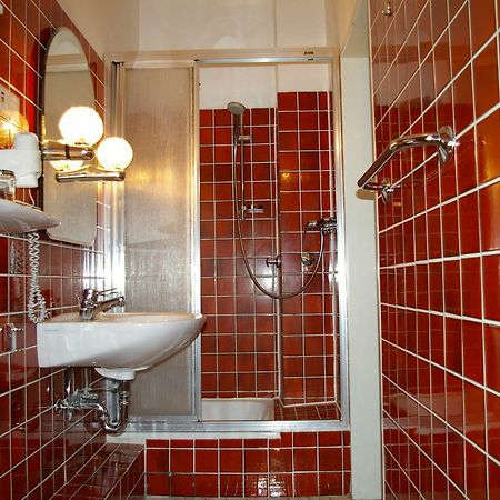 Hotel Zum Studio Hamburg-Harburg Buitenkant foto